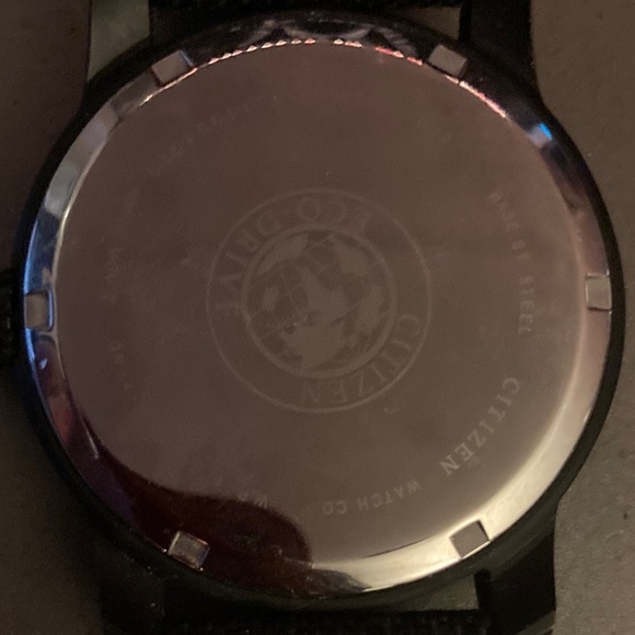 All black Citizen Watch - Picture 4 of 4